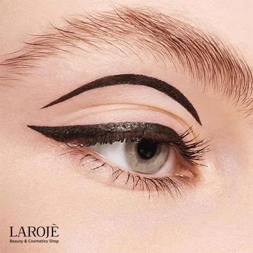 خط چشم ماژیکی ضدآب اسنس Essence - تصویر ۴