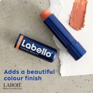بالم لب لابلو Labello مدل Caring Beauty رنگ Nude - تصویر ۳