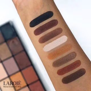 پلت سایه 15 رنگ رولوشن Revolution مدل Basic Matte - تصویر ۳