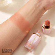 سواچ رنگ Float On روی پوست، هلویی مرجانی گرم