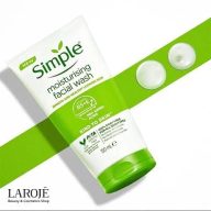 ژل شستشوی صورت سیمپل Simple مدل Moisturising - تصویر ۲