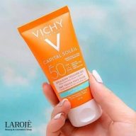 ضد آفتاب پوست چرب و مختلط ویشی Vichy - تصویر ۲